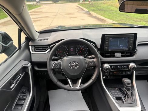 Used 2020 Toyota RAV4 XLE w/ Convenience Package AWD/4WD image 45