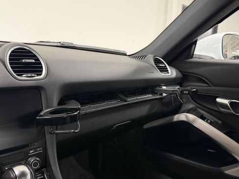 Used 2018 Porsche 718 Cayman S image 20