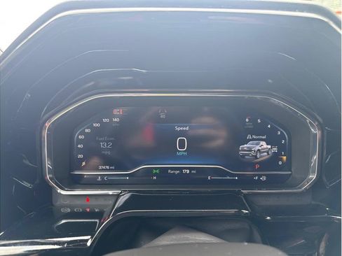 Used 2024 Chevrolet Silverado 1500 LTZ w/ Technology Package AWD/4WD image 12