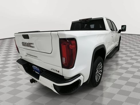 Used 2021 GMC Sierra 1500 AT4 w/ Technology Package AWD/4WD image 5