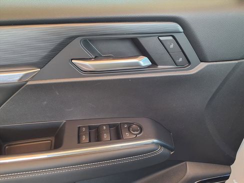 New 2026 GMC Acadia Elevation image 14