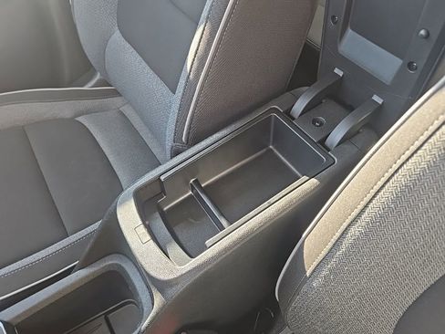 Used 2023 Chevrolet TrailBlazer LS image 22