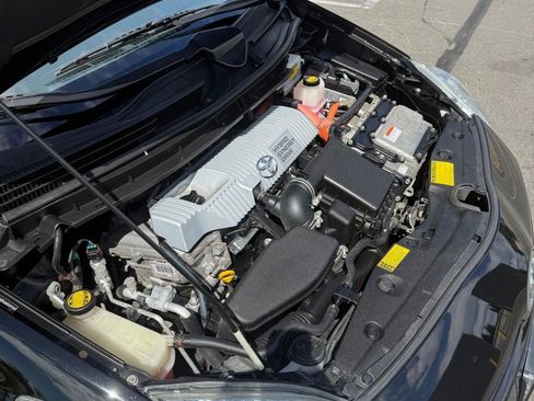 Used 2010 Toyota Prius Two image 29