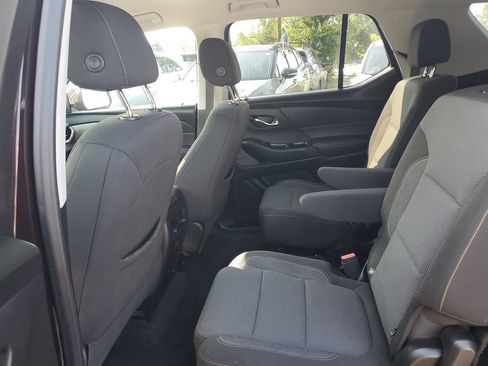 Used 2020 Chevrolet Traverse LT FWD image 23