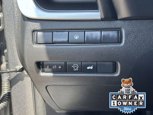 Certified 2025 Nissan Rogue SV AWD/4WD image 32