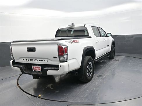 Used 2020 Toyota Tacoma TRD Off-Road image 7