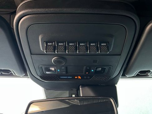 Used 2023 Ford Bronco Outer Banks image 17