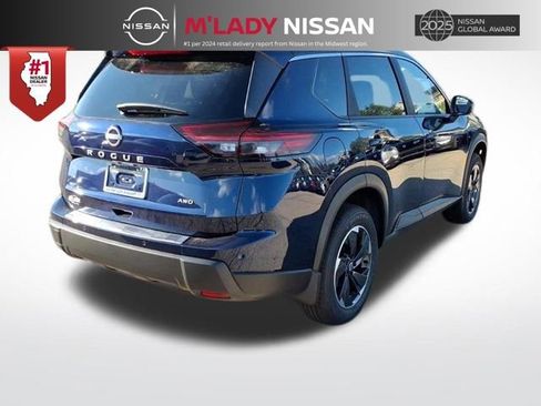 New 2026 Nissan Rogue SV w/ SV Premium Package image 7