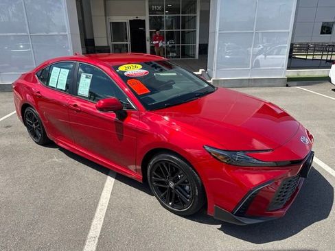 Certified 2026 Toyota Camry SE FWD image 8