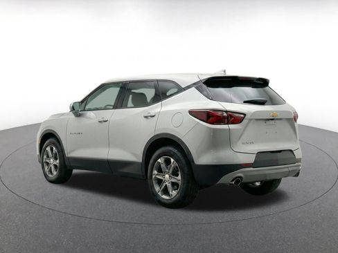Used 2025 Chevrolet Blazer LT FWD image 6