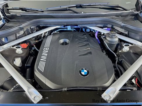 Used 2026 BMW X7 xDrive40i w/ Executive Package image 33