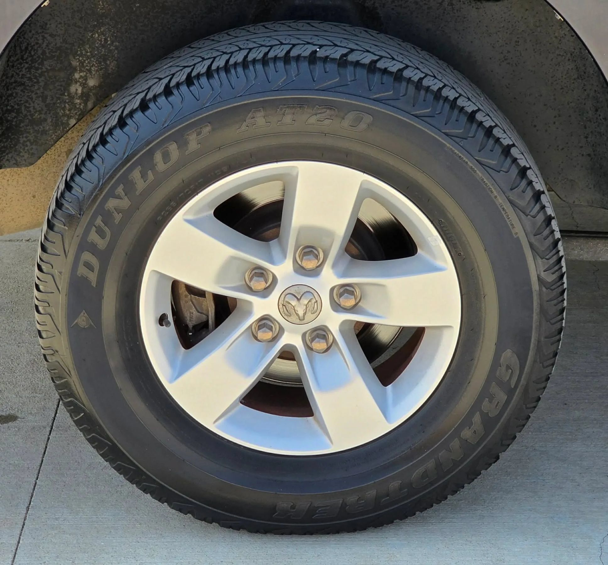 Used 2016 RAM 1500 Tradesman w/ Chrome Appearance Group RWD image 19