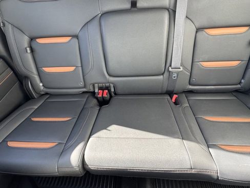 Used 2022 GMC Sierra 1500 AT4 w/ AT4 Premium Package image 27