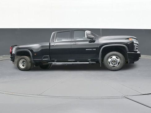 Used 2022 Chevrolet Silverado 3500 High Country w/ Snow Plow Prep/Camper Package image 43