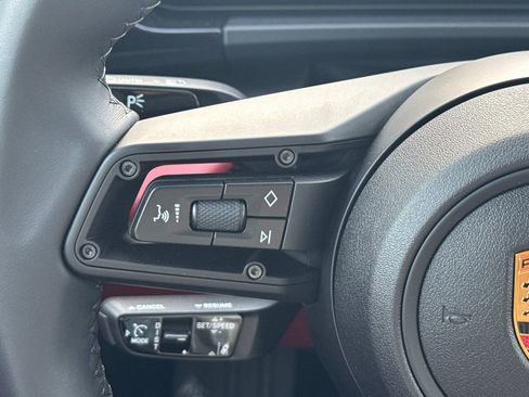 Used 2024 Porsche Macan 4 Electric image 31