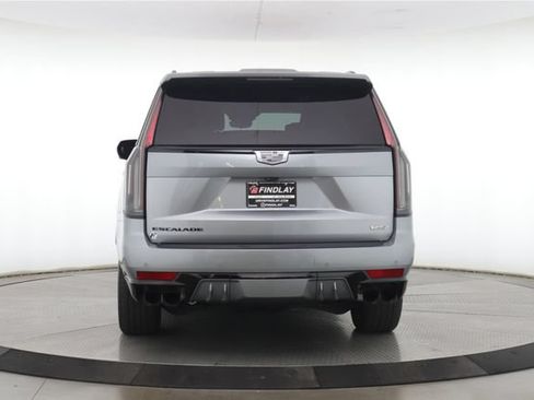 Used 2024 Cadillac Escalade V w/ LPO, ONYX Package AWD/4WD image 11