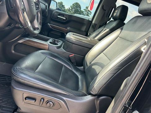 Used 2020 Chevrolet Silverado 1500 RST AWD/4WD image 6