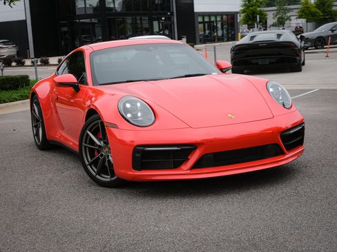Used 2020 Porsche 911 Carrera S RWD image 2