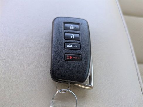 Used 2015 Lexus ES 350 image 36