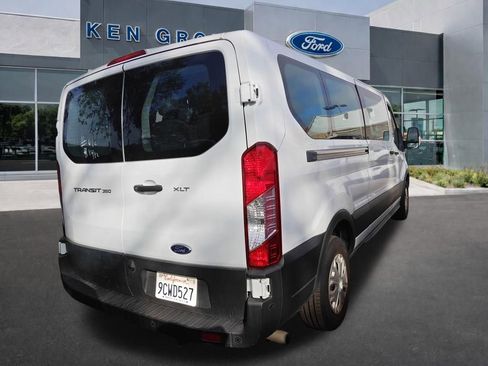 Used 2022 Ford Transit 350 XLT image 4