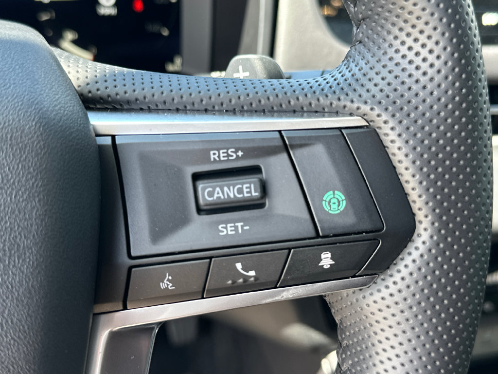 Used 2025 Mitsubishi Outlander SE FWD image 27