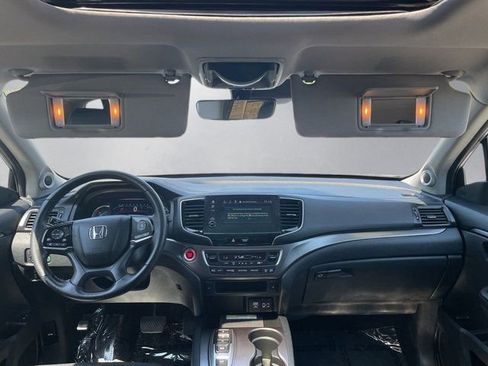 Used 2022 Honda Pilot Special Edition image 3