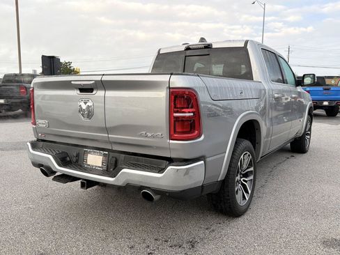Used 2025 RAM 1500 Limited AWD/4WD image 5