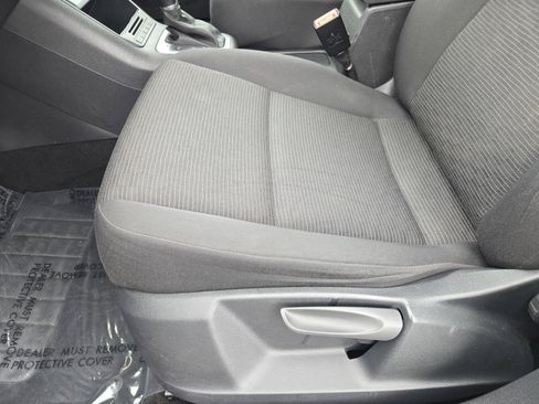 Used 2017 Volkswagen Tiguan Limited w/ Alloy Wheels Package AWD/4WD image 16
