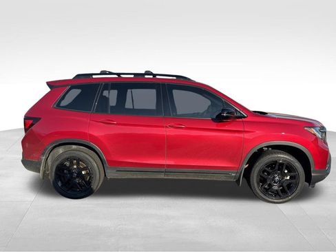 Used 2025 Honda Passport Black Edition image 10