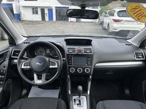 Used 2018 Subaru Forester 2.5i w/ Alloy Wheel Package AWD/4WD image 11