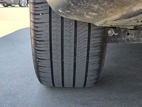 Used 2024 Kia Telluride S w/ S Sunroof Package image 15