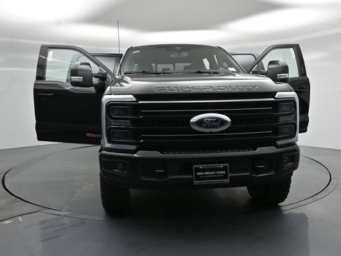 New 2026 Ford F250 Platinum w/ Tremor Off-Road Package AWD/4WD image 33