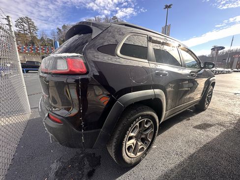 Used 2021 Jeep Cherokee Trailhawk w/ Sun, Sound & Nav Group image 7