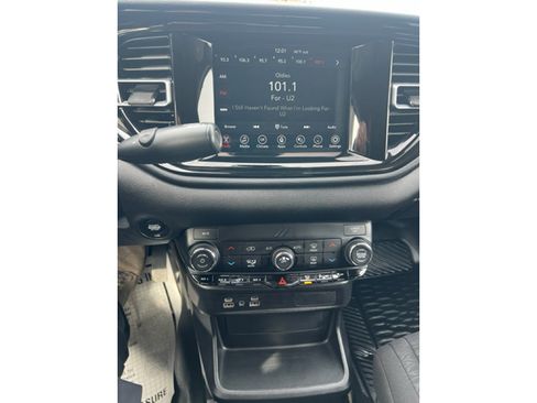 Used 2021 Dodge Durango AWD image 11