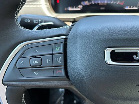 New 2026 Jeep Grand Cherokee L 4WD image 23