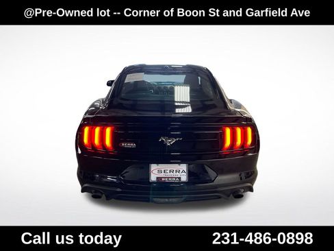 Used 2018 Ford Mustang Coupe w/ Equipment Group 101A RWD image 4