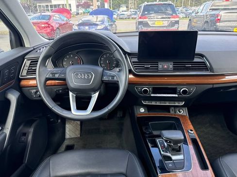 Used 2023 Audi Q5 2.0T Premium w/ Convenience Package AWD/4WD image 12
