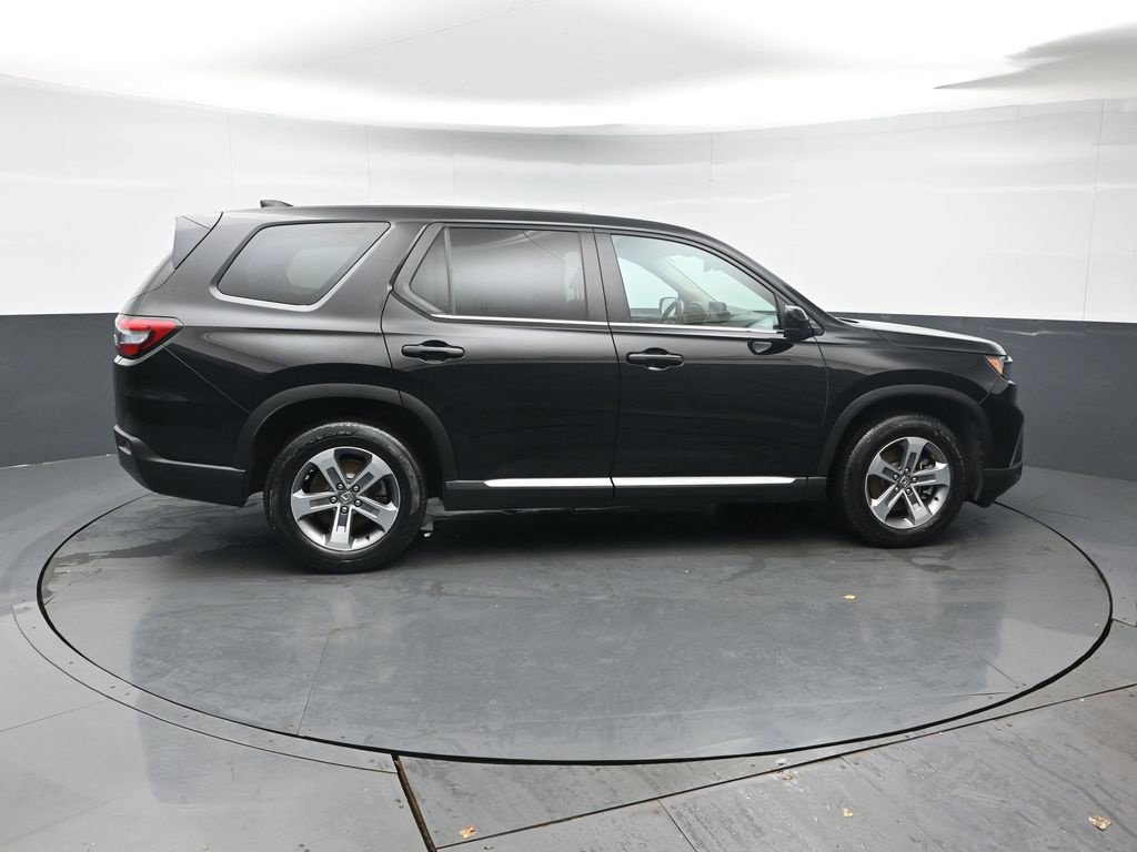 Used 2024 Honda Pilot EX-L image 7