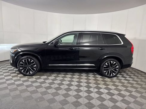 Used 2025 Volvo XC90 B6 Plus AWD/4WD image 2