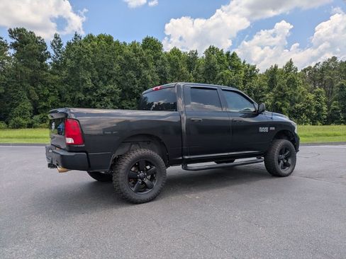 Used 2018 RAM 1500 Express w/ Express Value Package RWD image 4