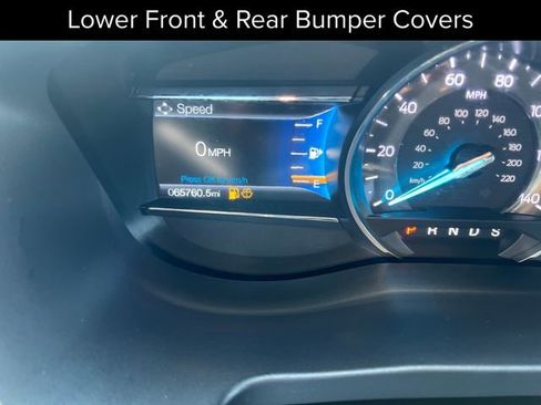 Used 2019 Ford Explorer XLT w/ Equipment Group 202A AWD/4WD image 19