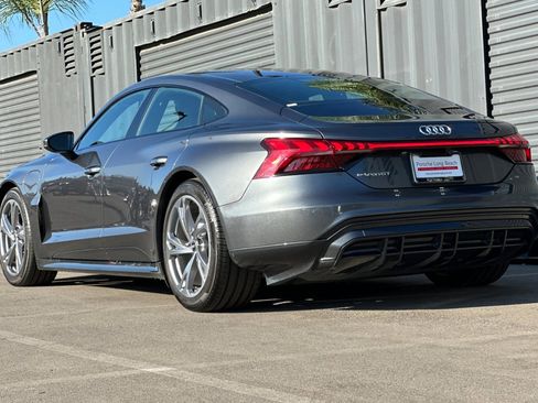 Used 2022 Audi e-tron GT Premium Plus image 3