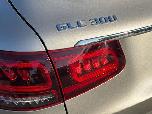 Used 2020 Mercedes-Benz GLC 300 4MATIC image 6