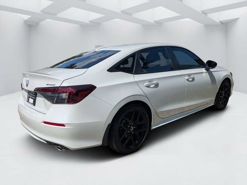 Used 2025 Honda Civic Sport image 3