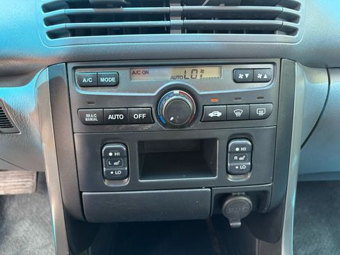 Used 2004 Honda Pilot EX image 43