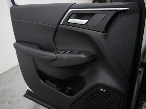 New 2026 Mitsubishi Outlander LE image 15