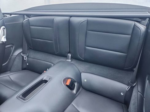 Used 2017 Porsche 911 Carrera 4S image 28