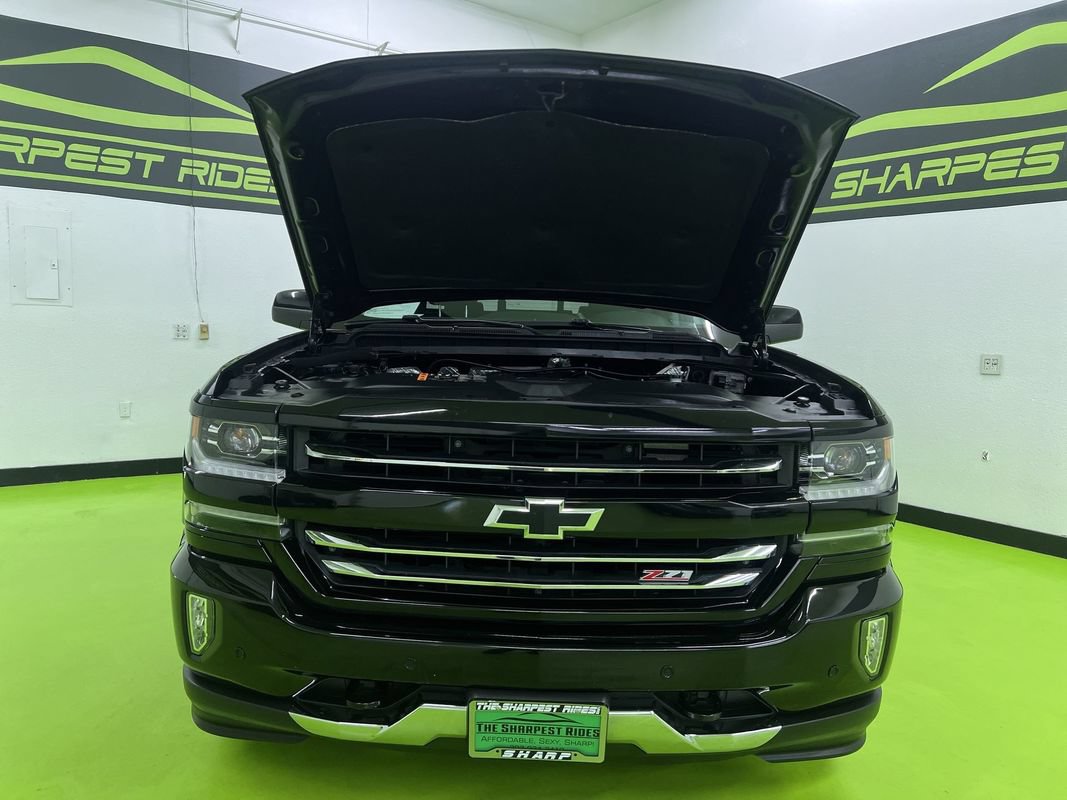 Used 2018 Chevrolet Silverado 1500 LTZ Z71 w/ Redline Edition AWD/4WD image 4