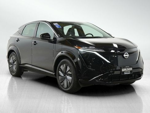 Used 2023 Nissan Ariya FWD image 7