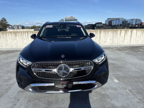 Certified 2025 Mercedes-Benz GLC 350e 4MATIC image 5